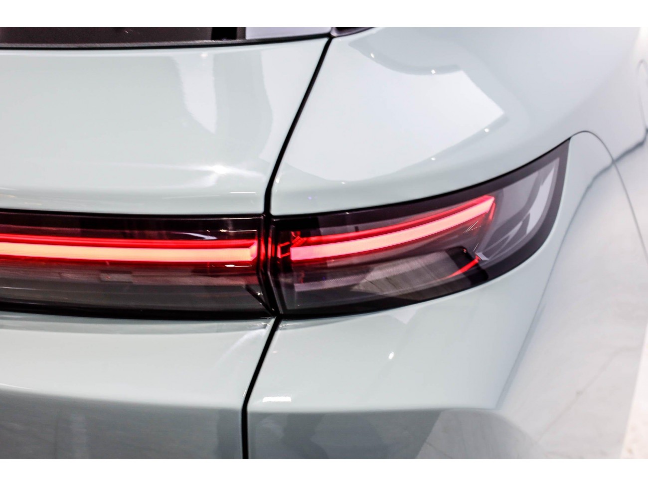 Li Auto L6 2025