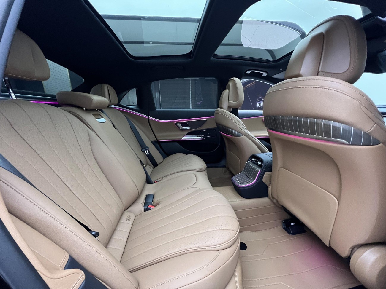 Mercedes-Benz E 300 L 2025