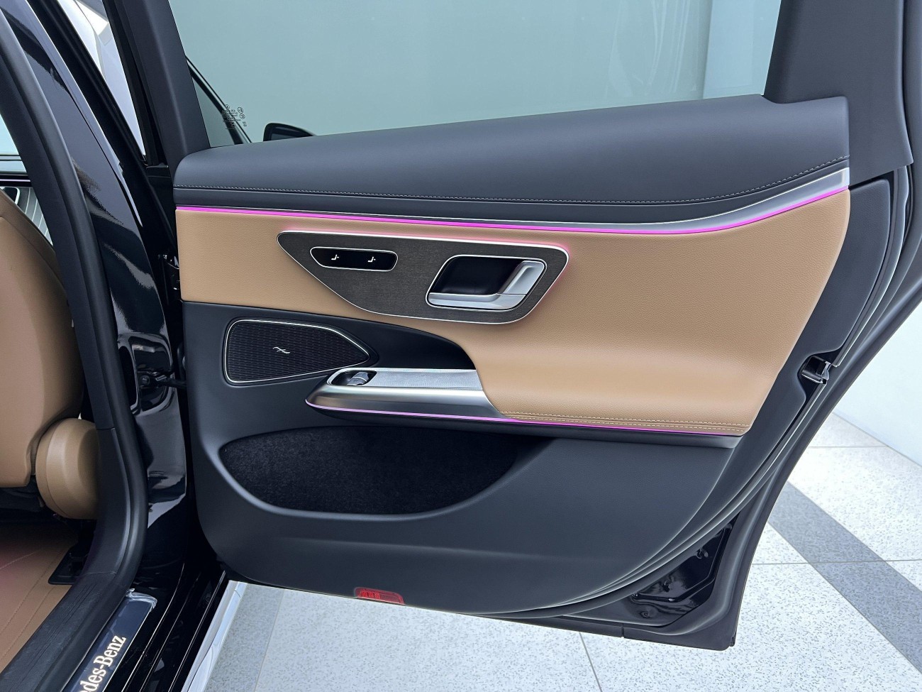 Mercedes-Benz E 300 L 2025