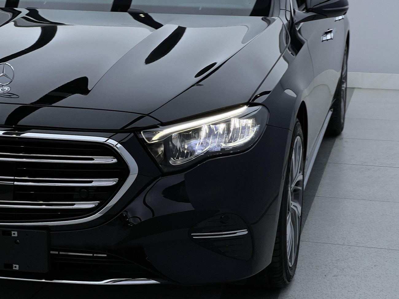 Mercedes-Benz E 300 L 2025