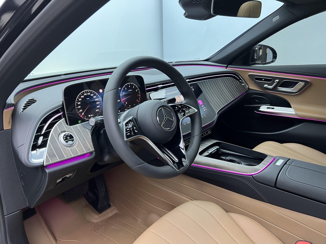 Mercedes-Benz E 300 L 2025