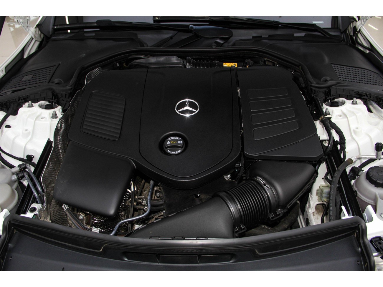 Mercedes-Benz C 200 L 2024