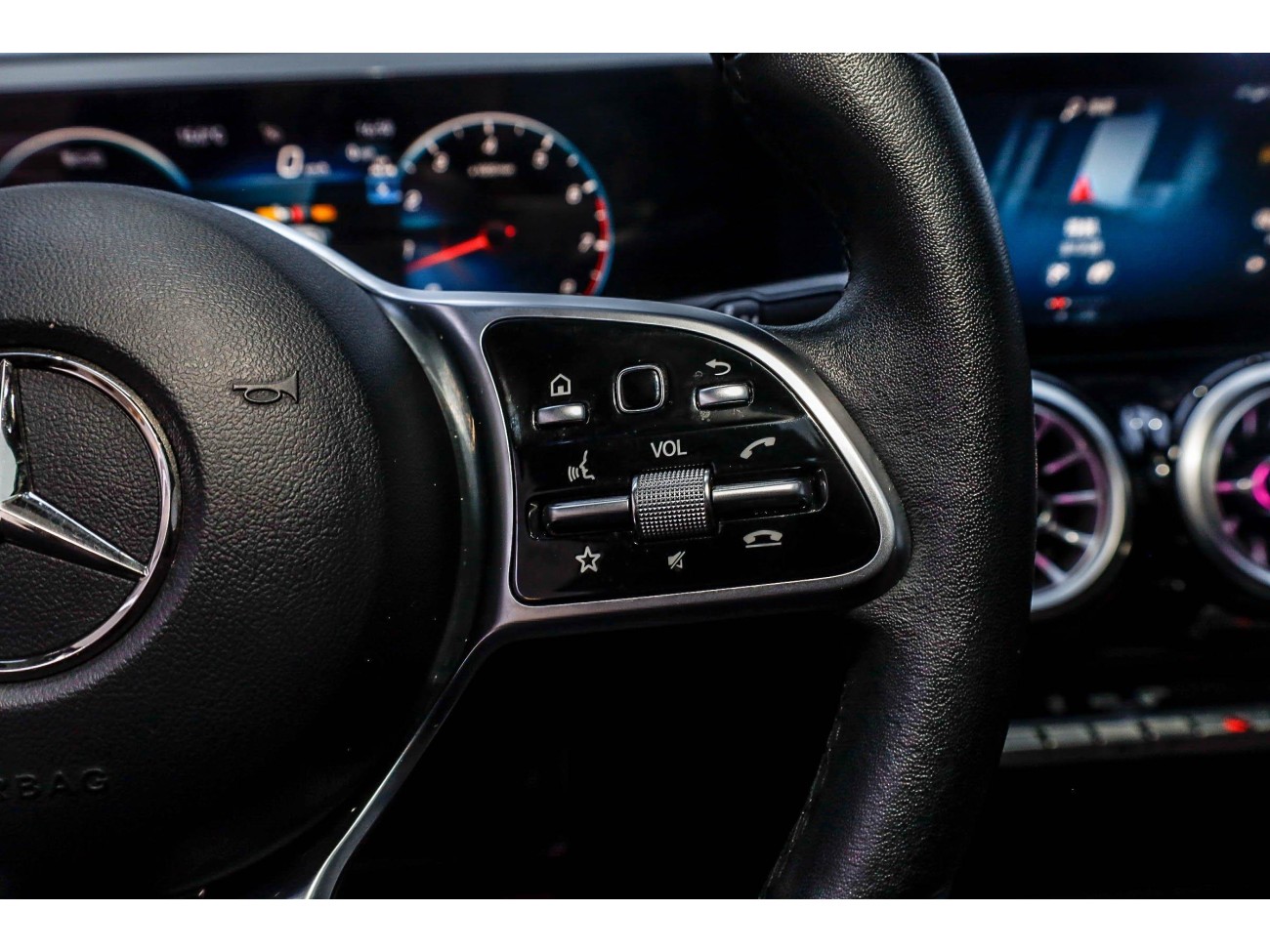 Mercedes-Benz GLB 2022