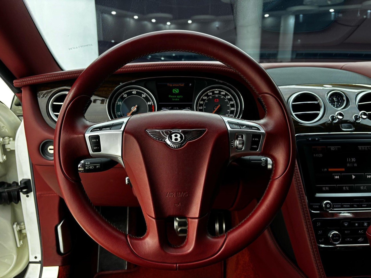 Bentley 2015 2014