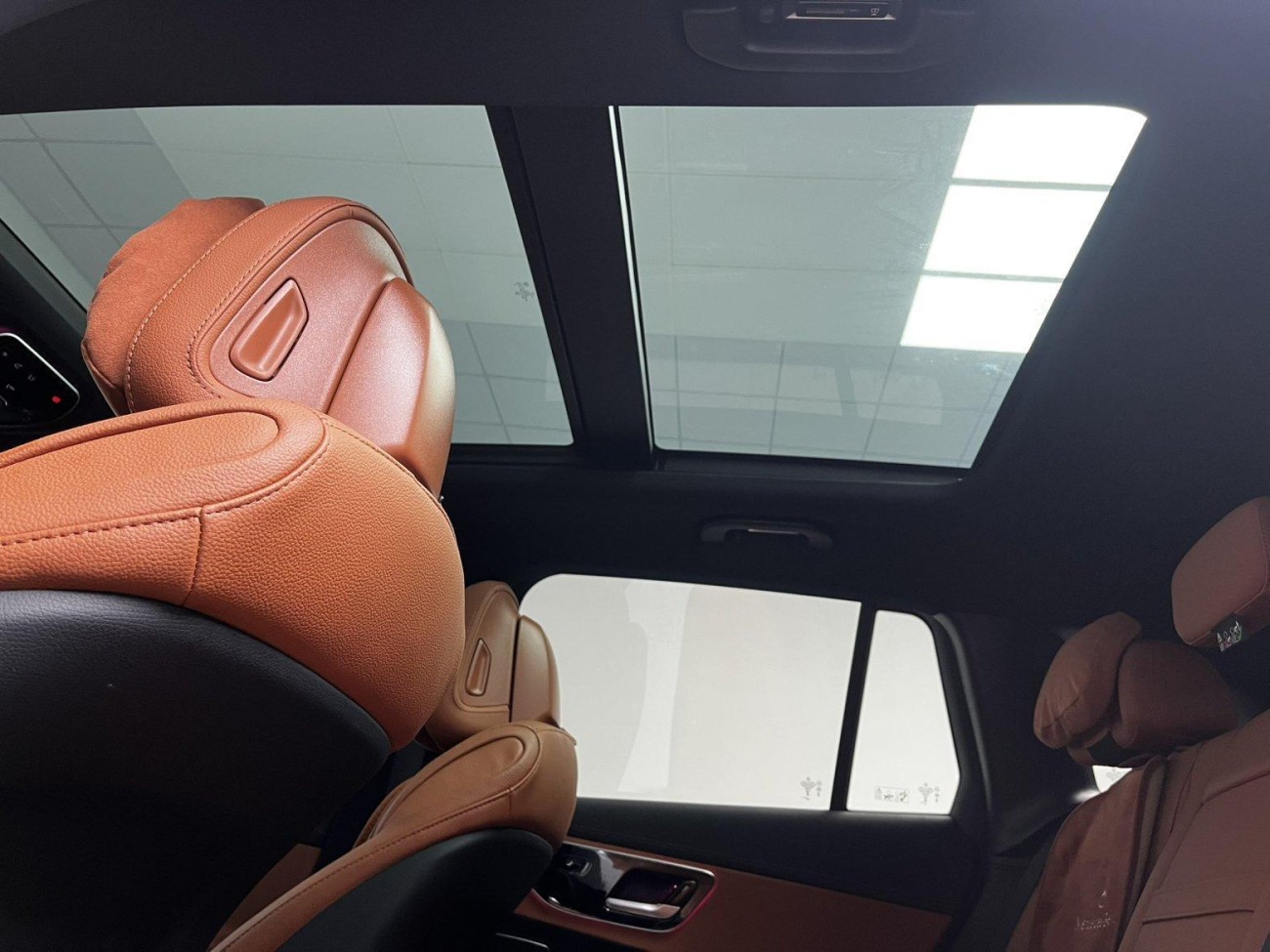 Mercedes-Benz GLC 260 L 2024