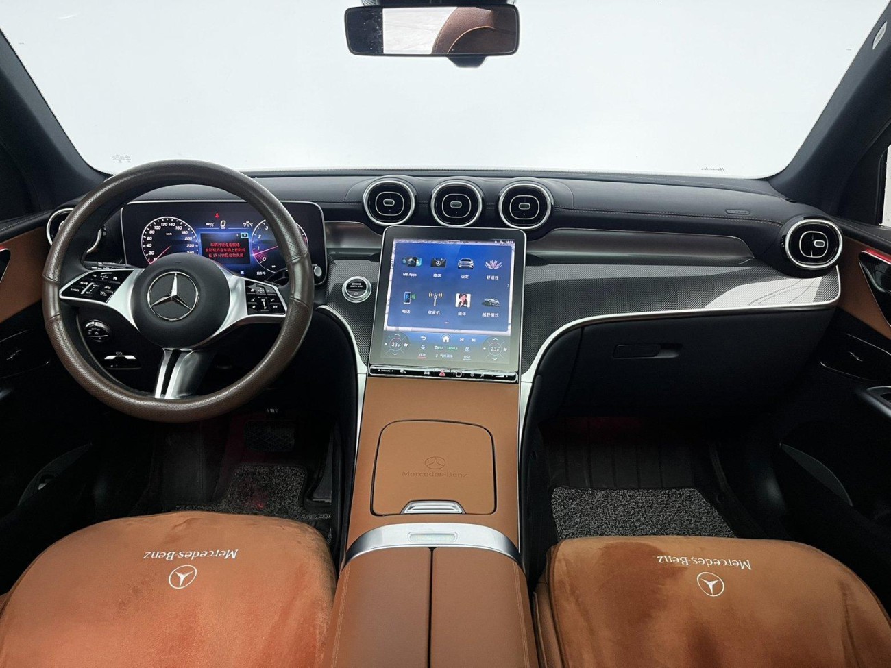 Mercedes-Benz GLC 260 L 2024