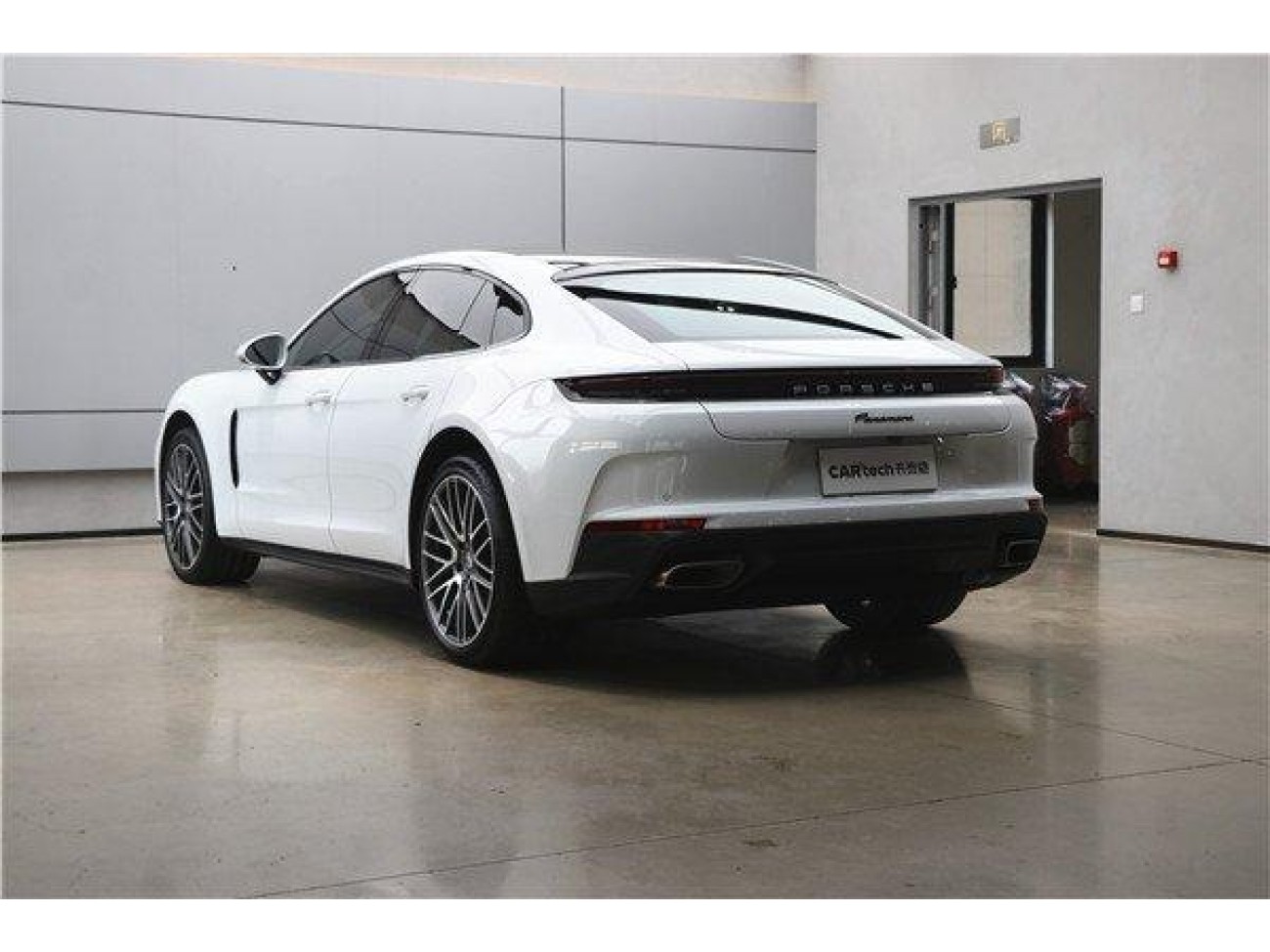 Porsche Panamera 2024