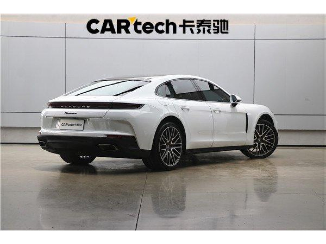 Porsche Panamera 2024