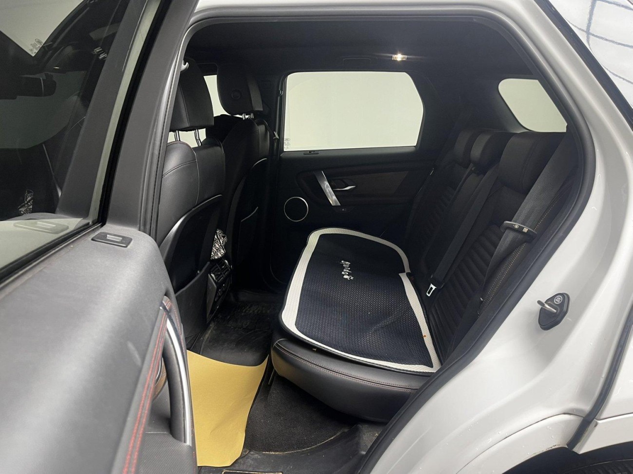 Land Rover Discovery Sport 2023