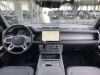 Land Rover Defender 2023