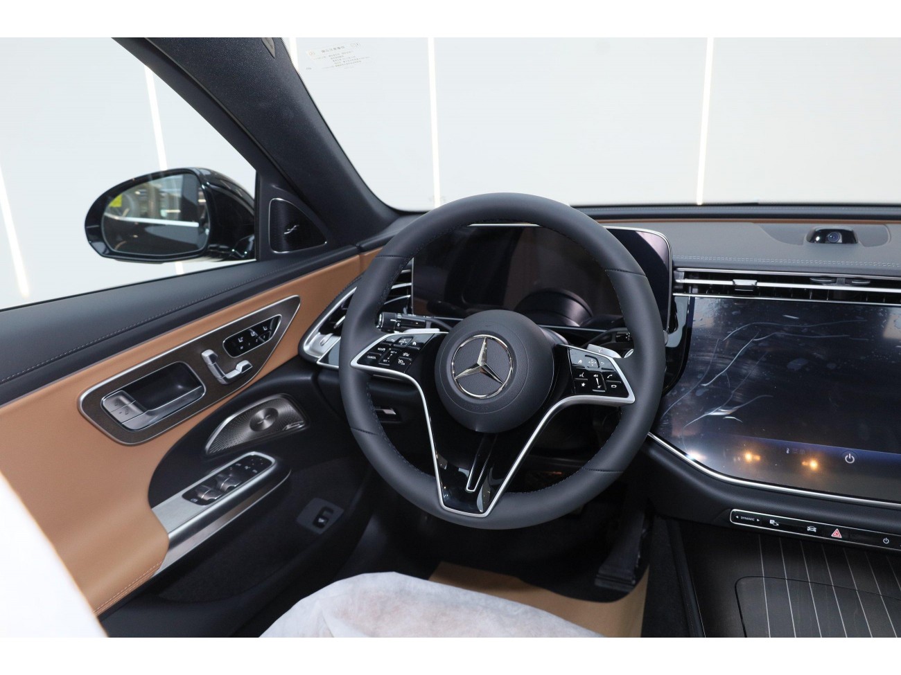 Mercedes-Benz E 300 L 2026