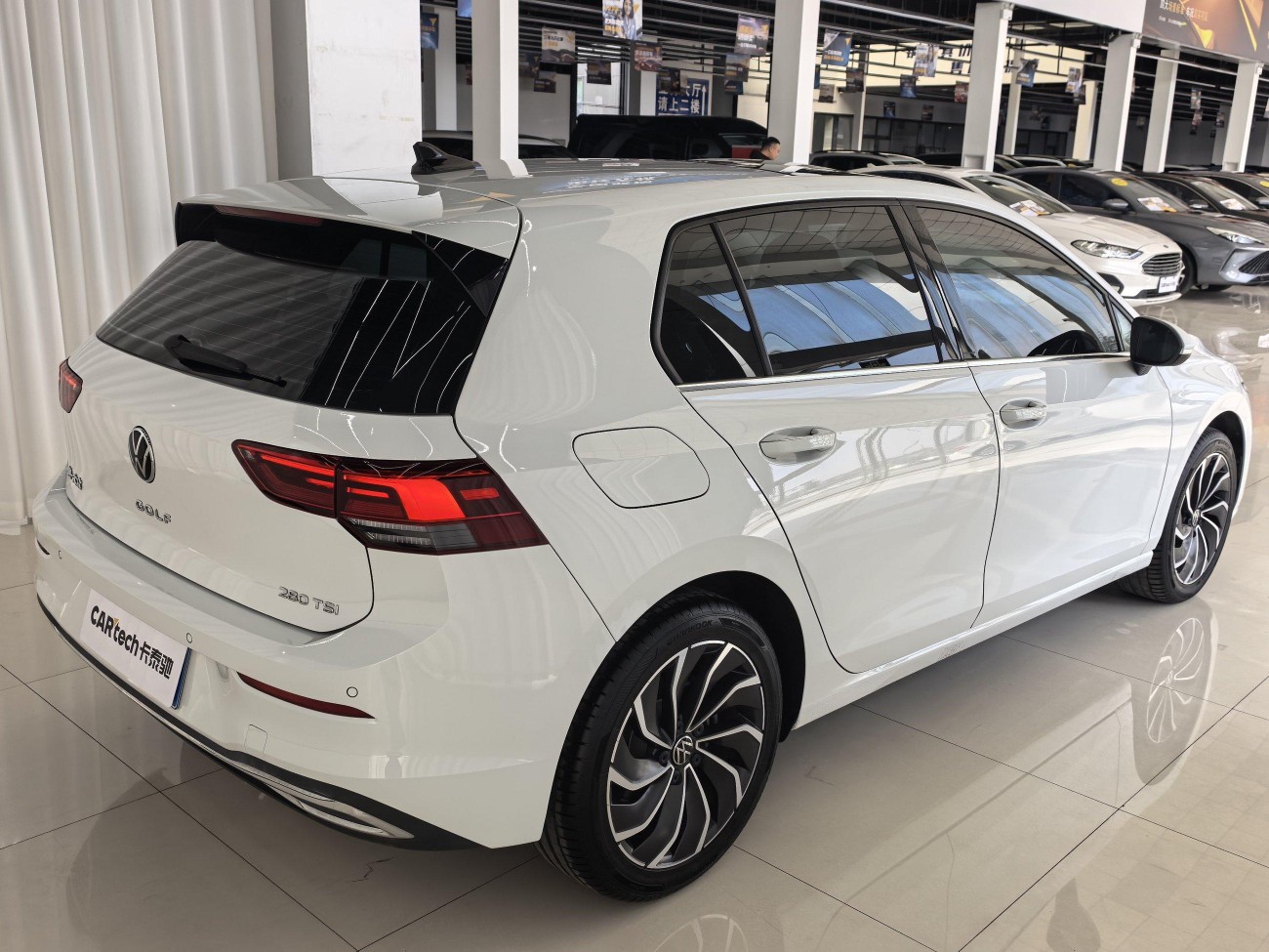 Volkswagen Golf 2024