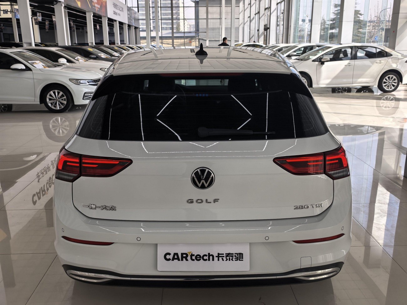 Volkswagen Golf 2024