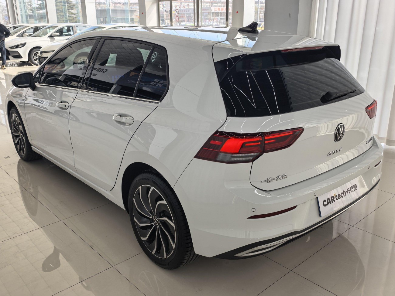 Volkswagen Golf 2024