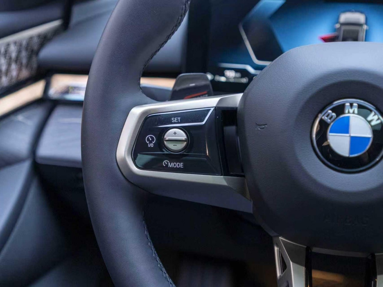 BMW 530Li 2025