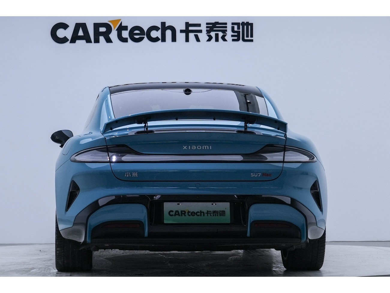 Xiaomi SU7 2024