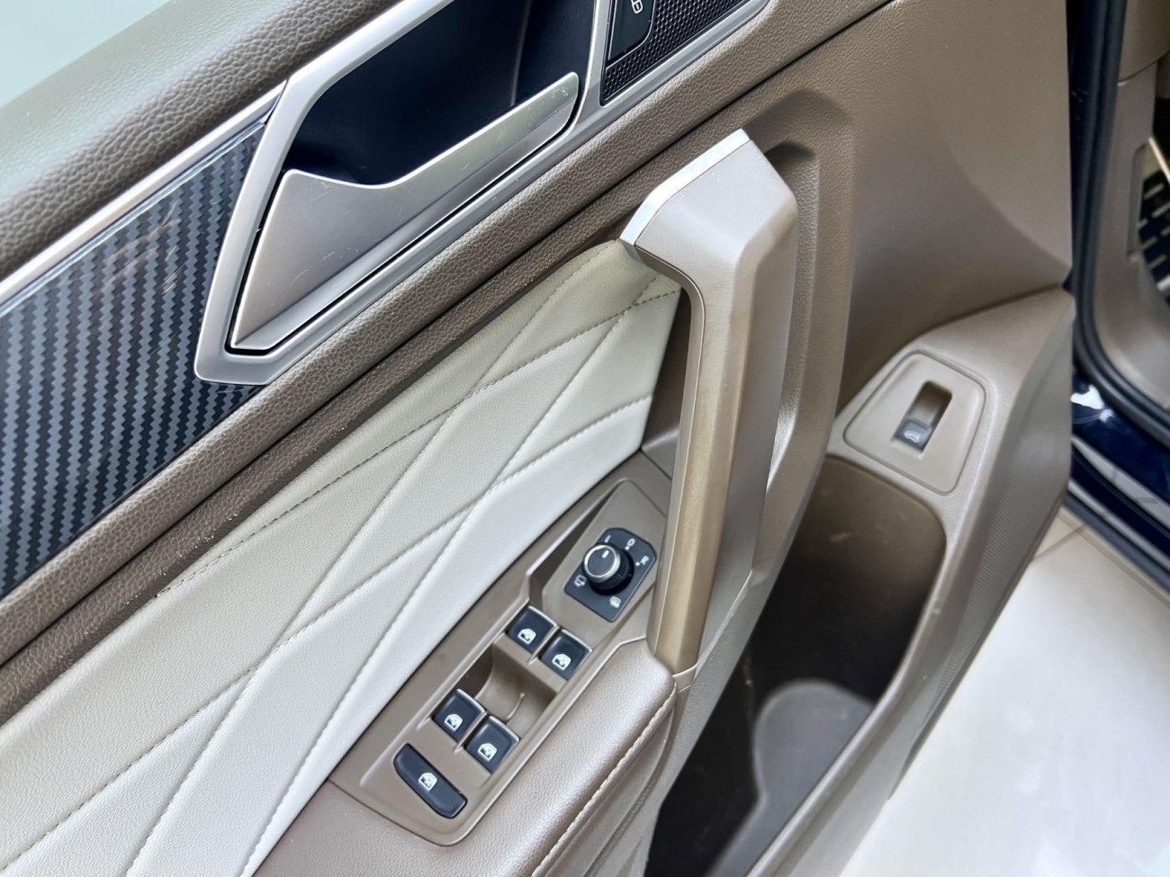 Volkswagen Tiguan L 2022
