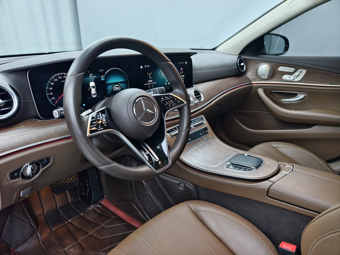 Mercedes-Benz E 300 L 2023
