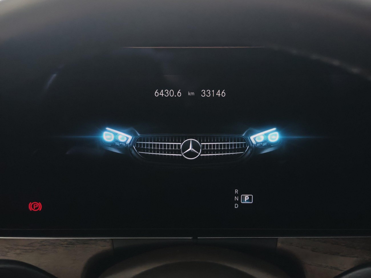 Mercedes-Benz E 300 L 2023