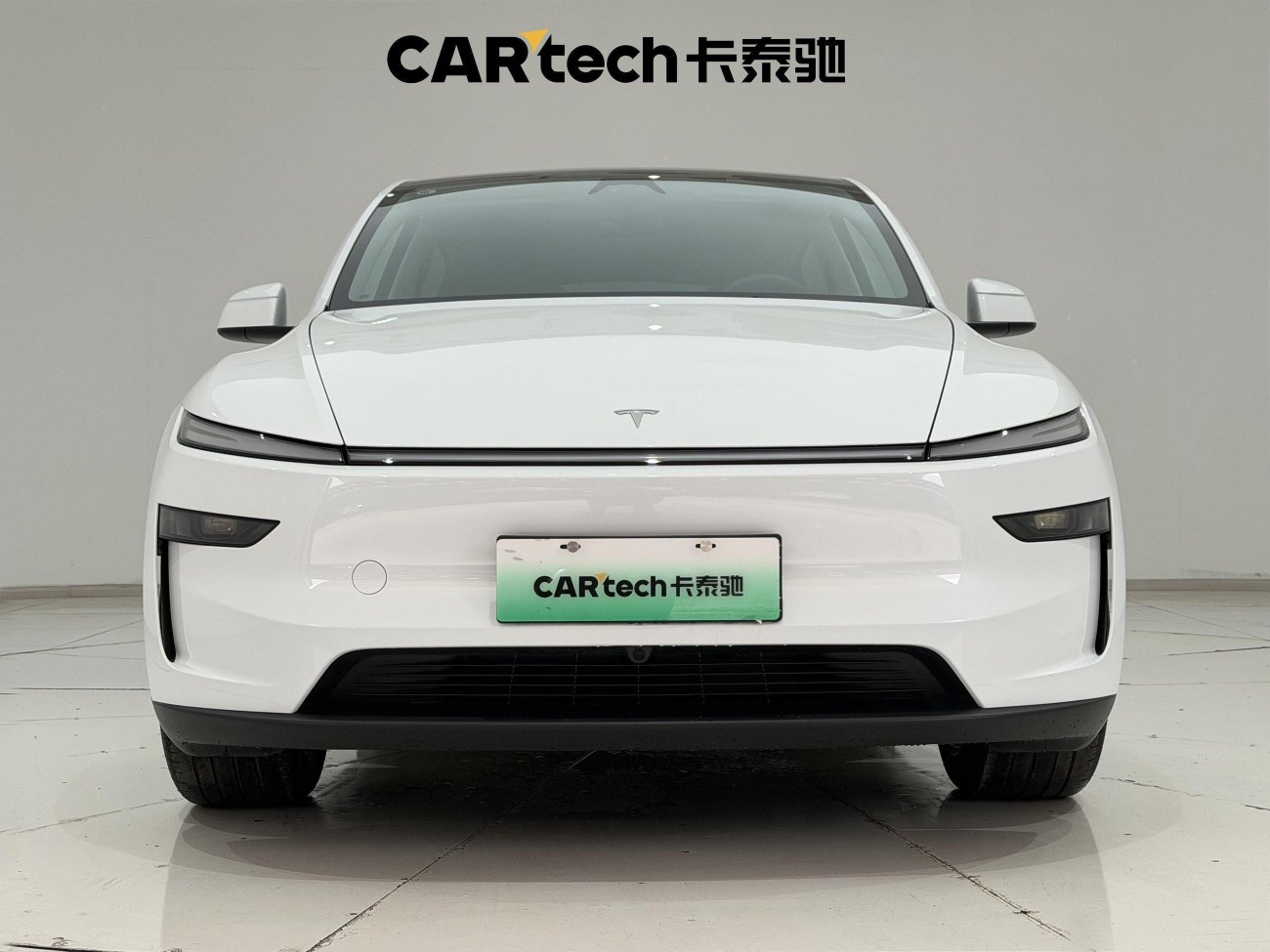 Tesla Model Y 2025