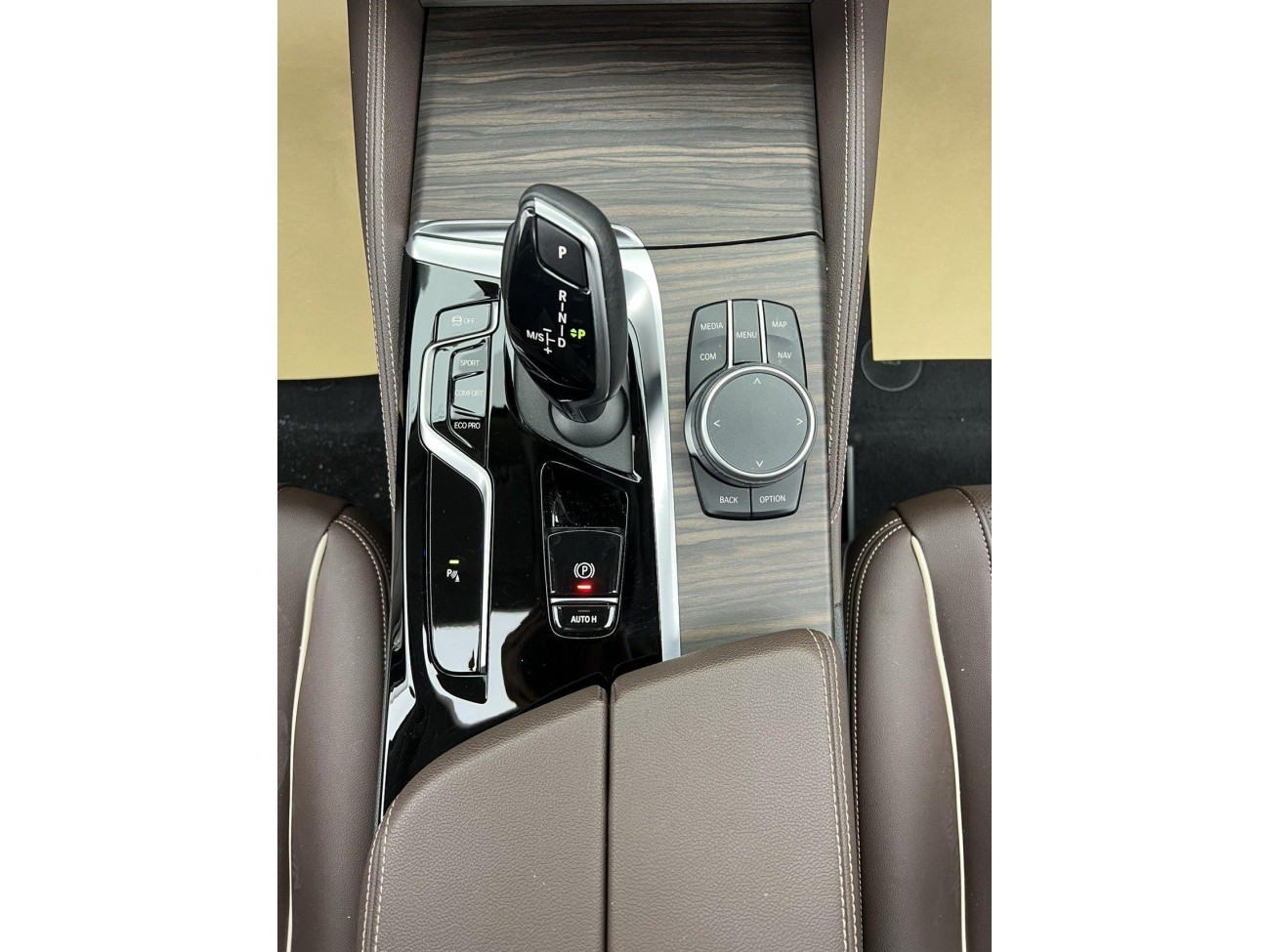 BMW 530Li 2021