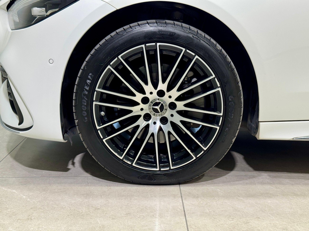 Mercedes-Benz C 260 L 2023