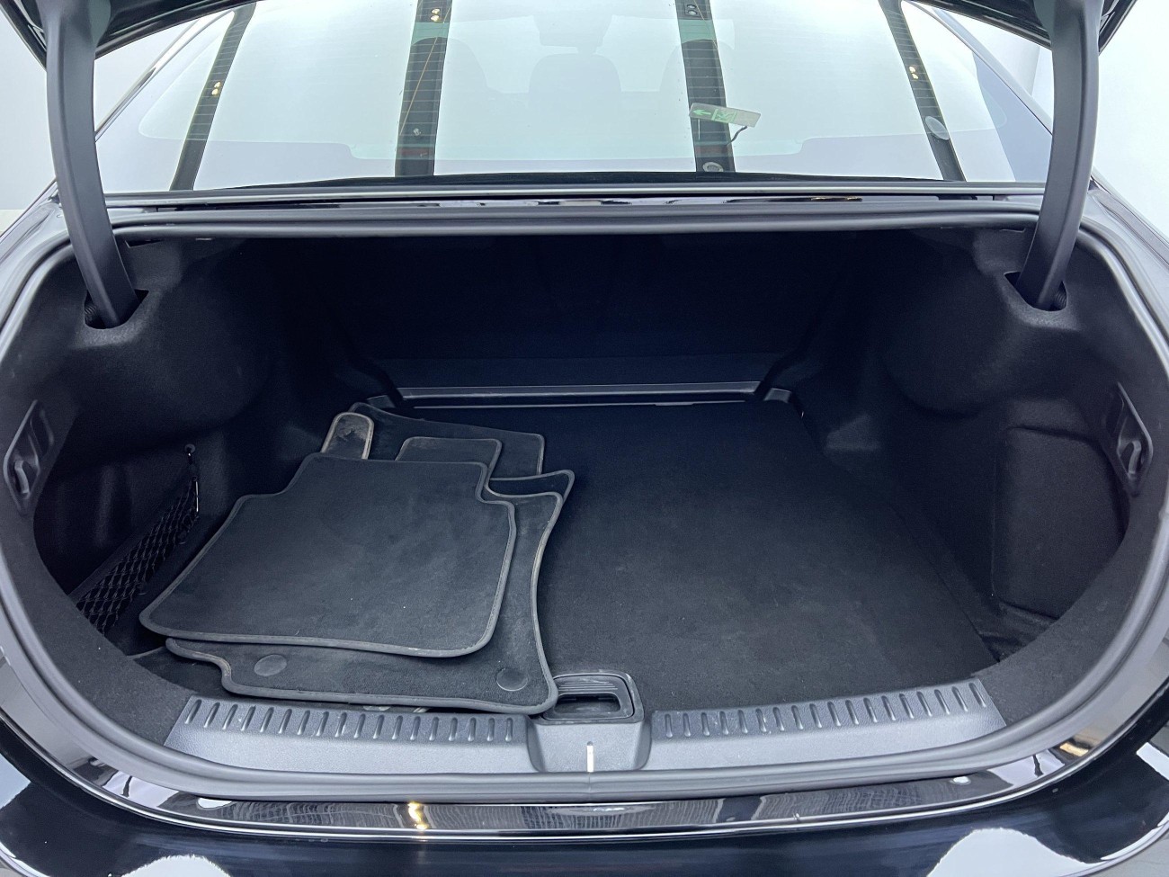 Mercedes-Benz E 300 L 2024