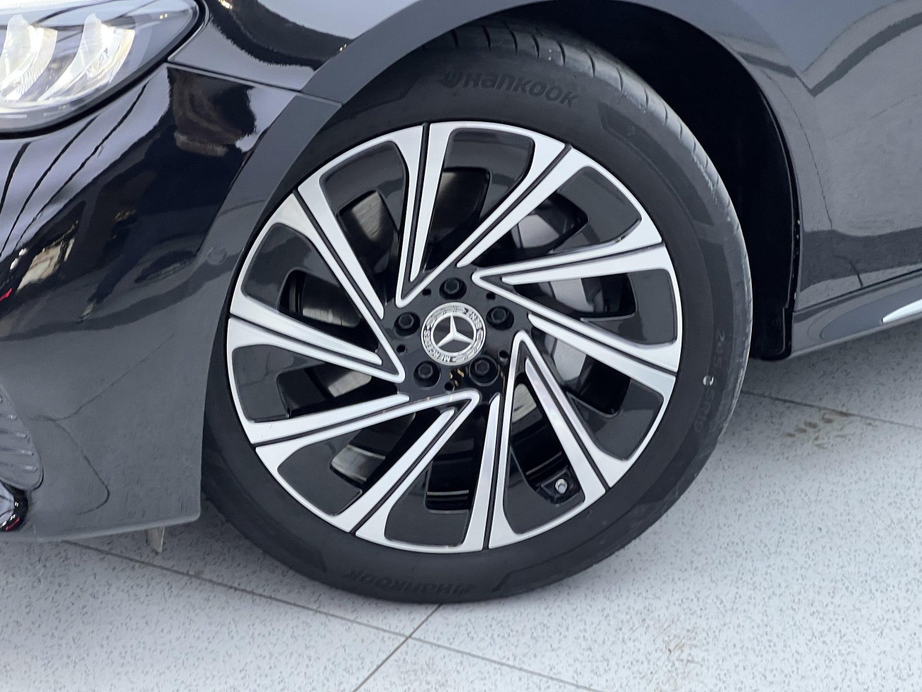 Mercedes-Benz E 300 L 2024