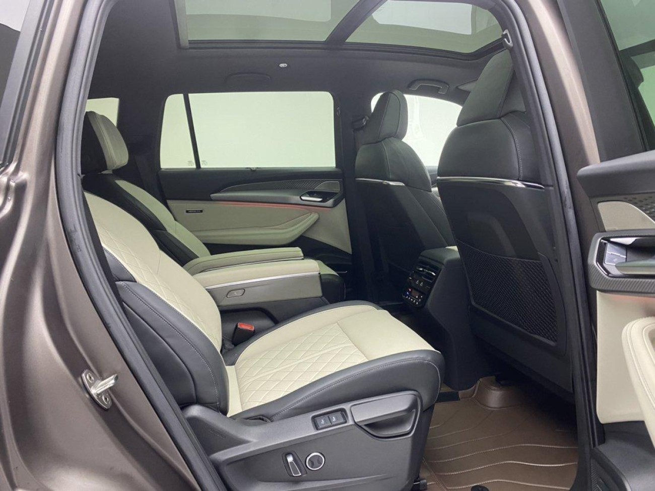 Audi Q6 50 TFSI 2022