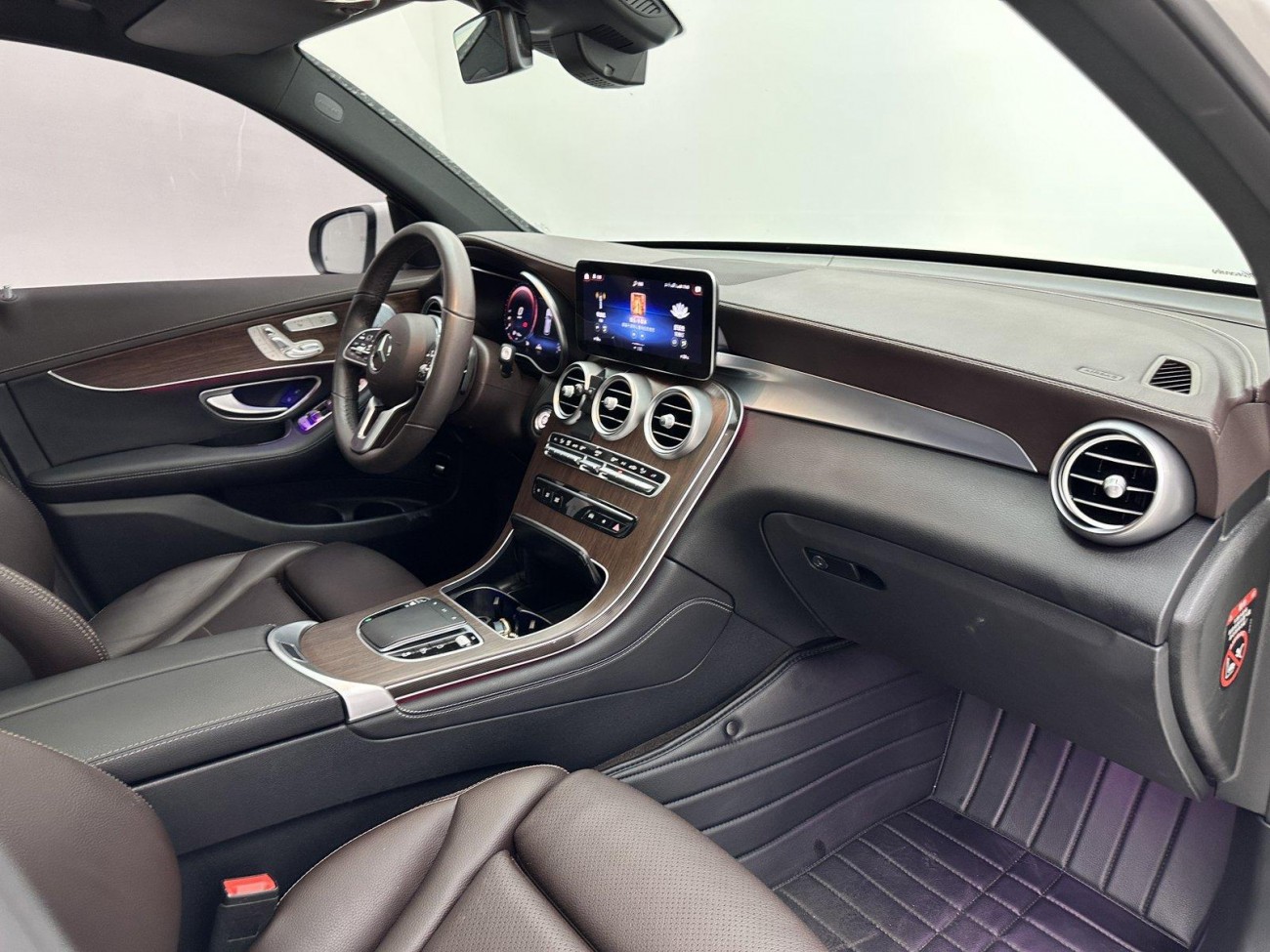 Mercedes-Benz GLC 300 L 2021