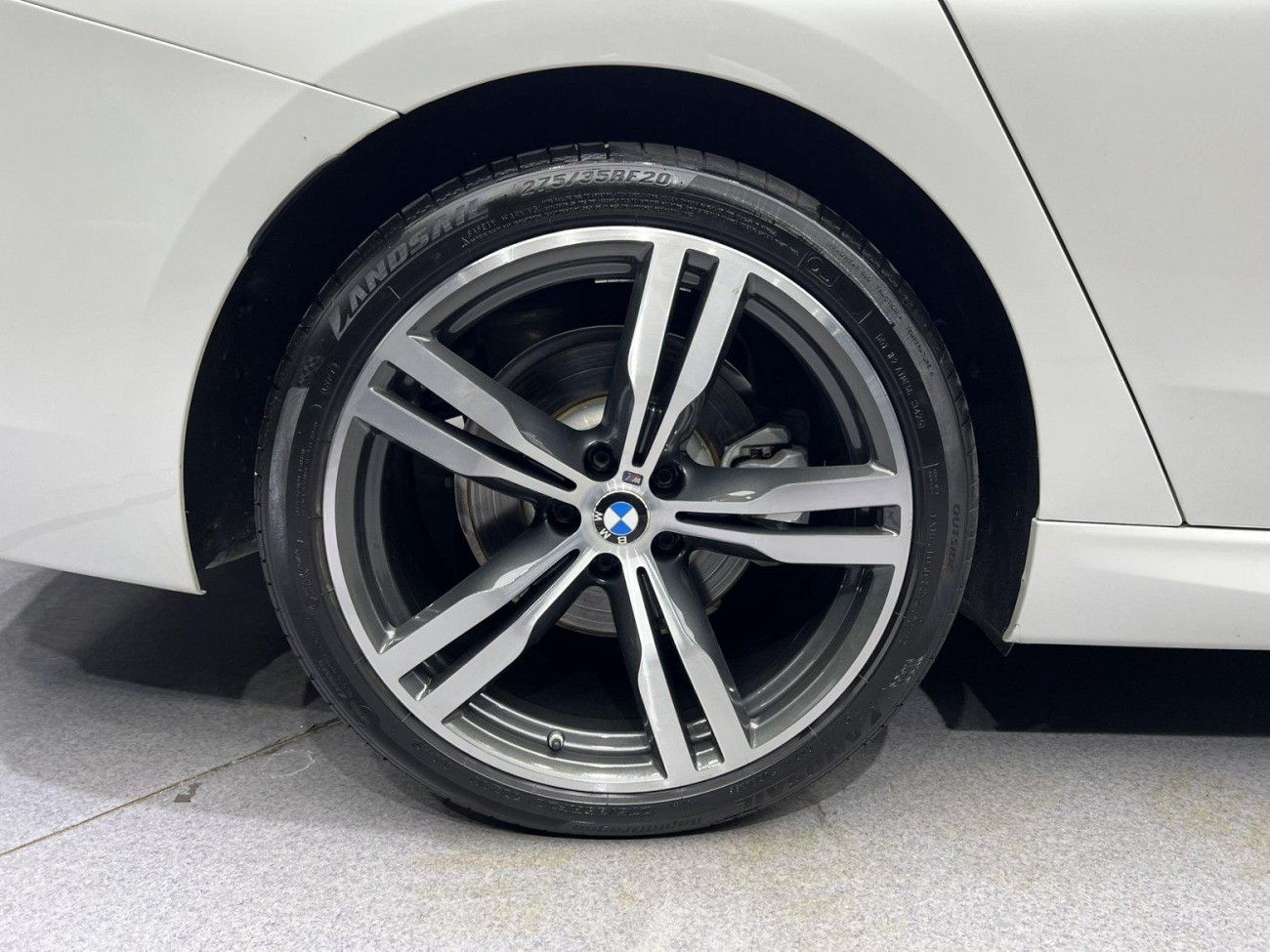 BMW 6GT 2023