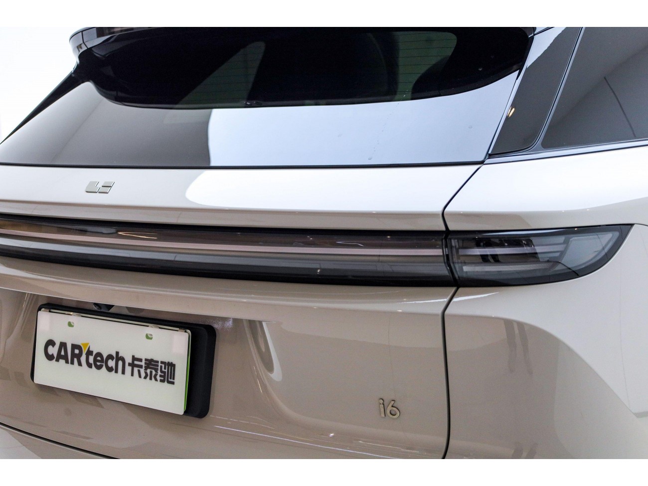Li Auto i6 2025