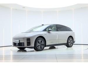 Li Auto i6 2025