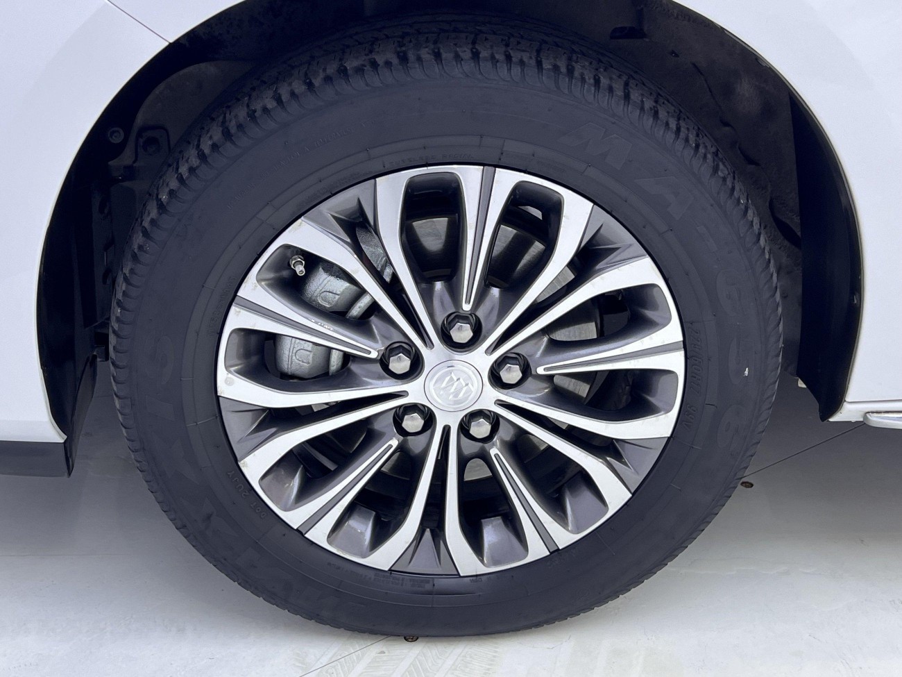 Buick GL8 2023