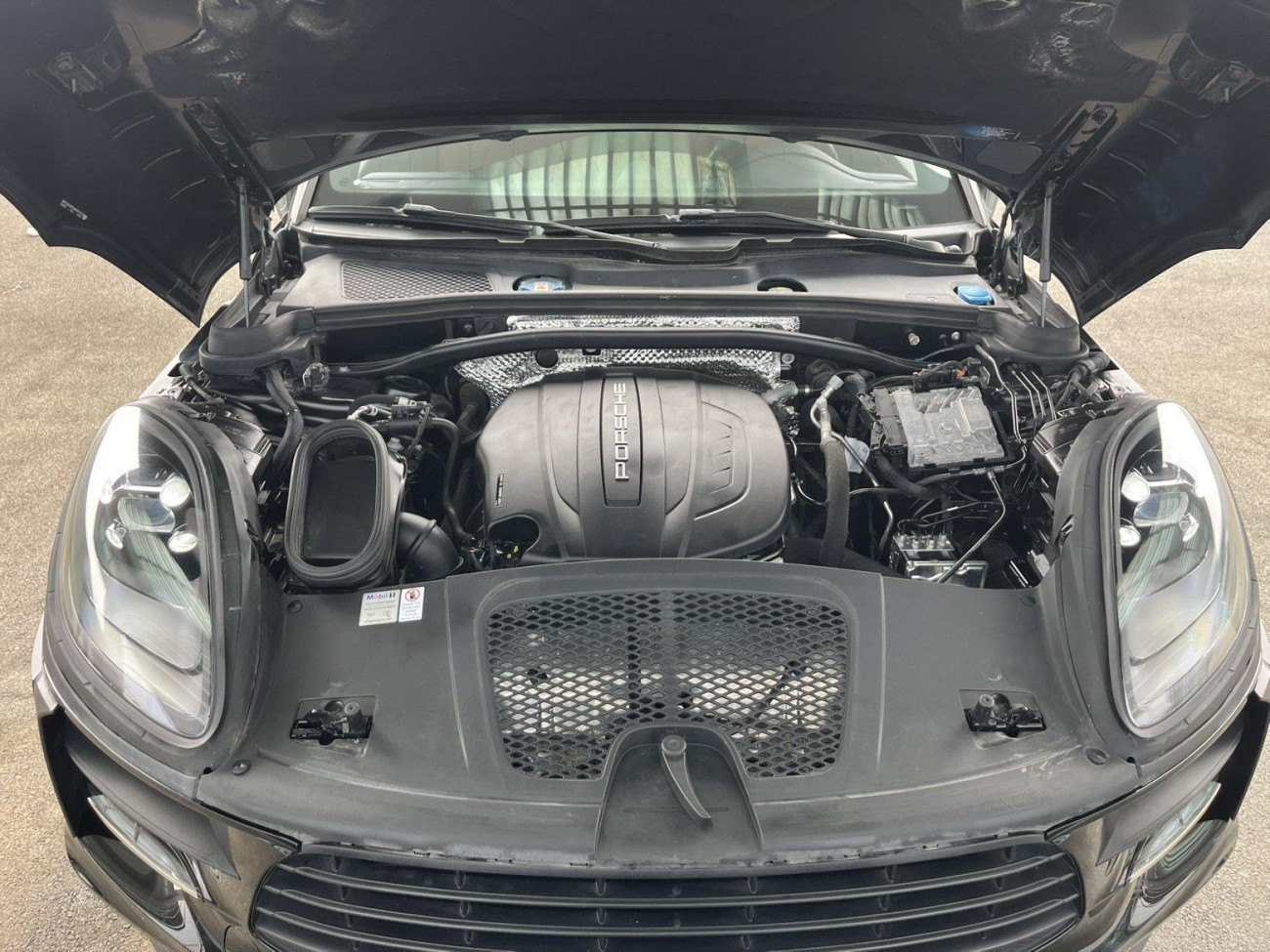 Porsche Macan 2021