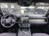 Land Rover Defender 2023