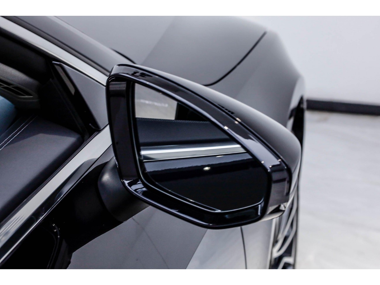 Audi A7L 45 TFSI 2025