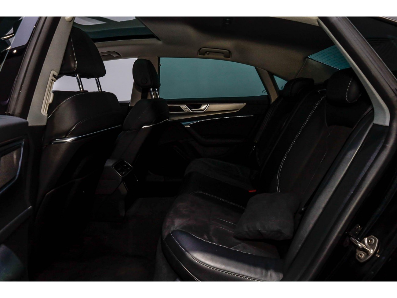 Audi A7L 45 TFSI 2025