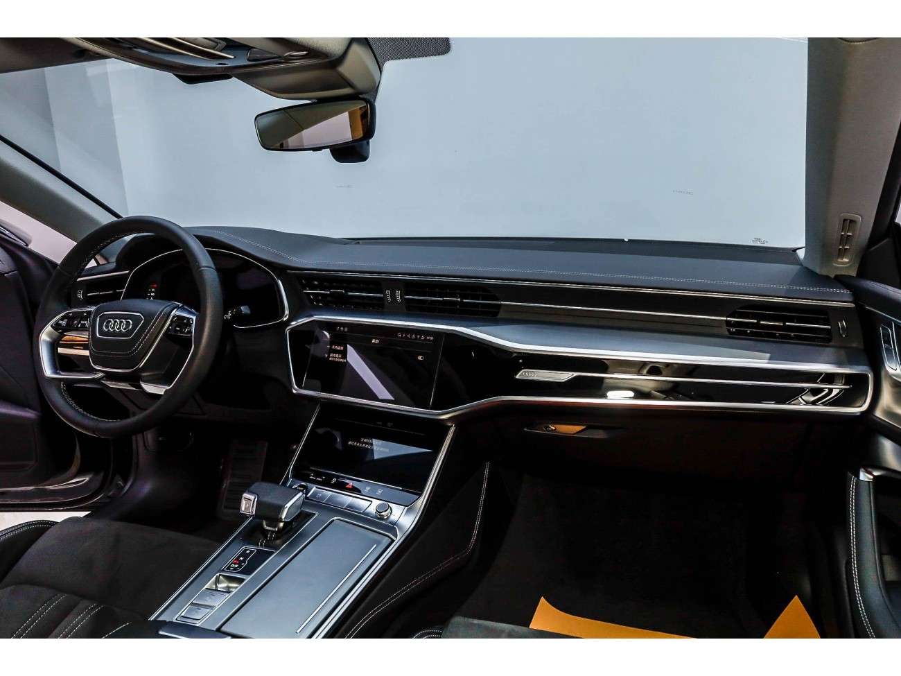 Audi A7L 45 TFSI 2025