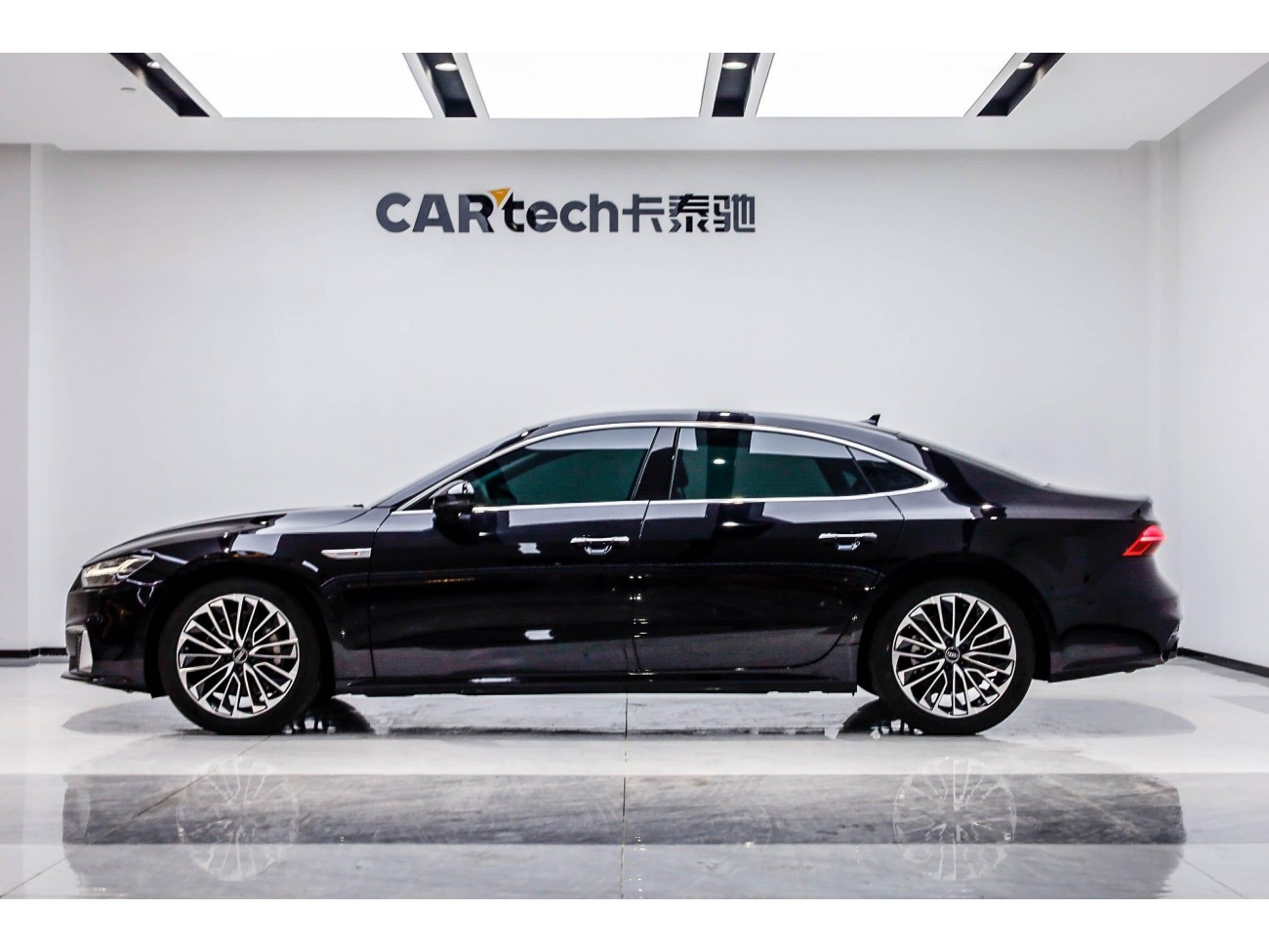 Audi A7L 45 TFSI 2025