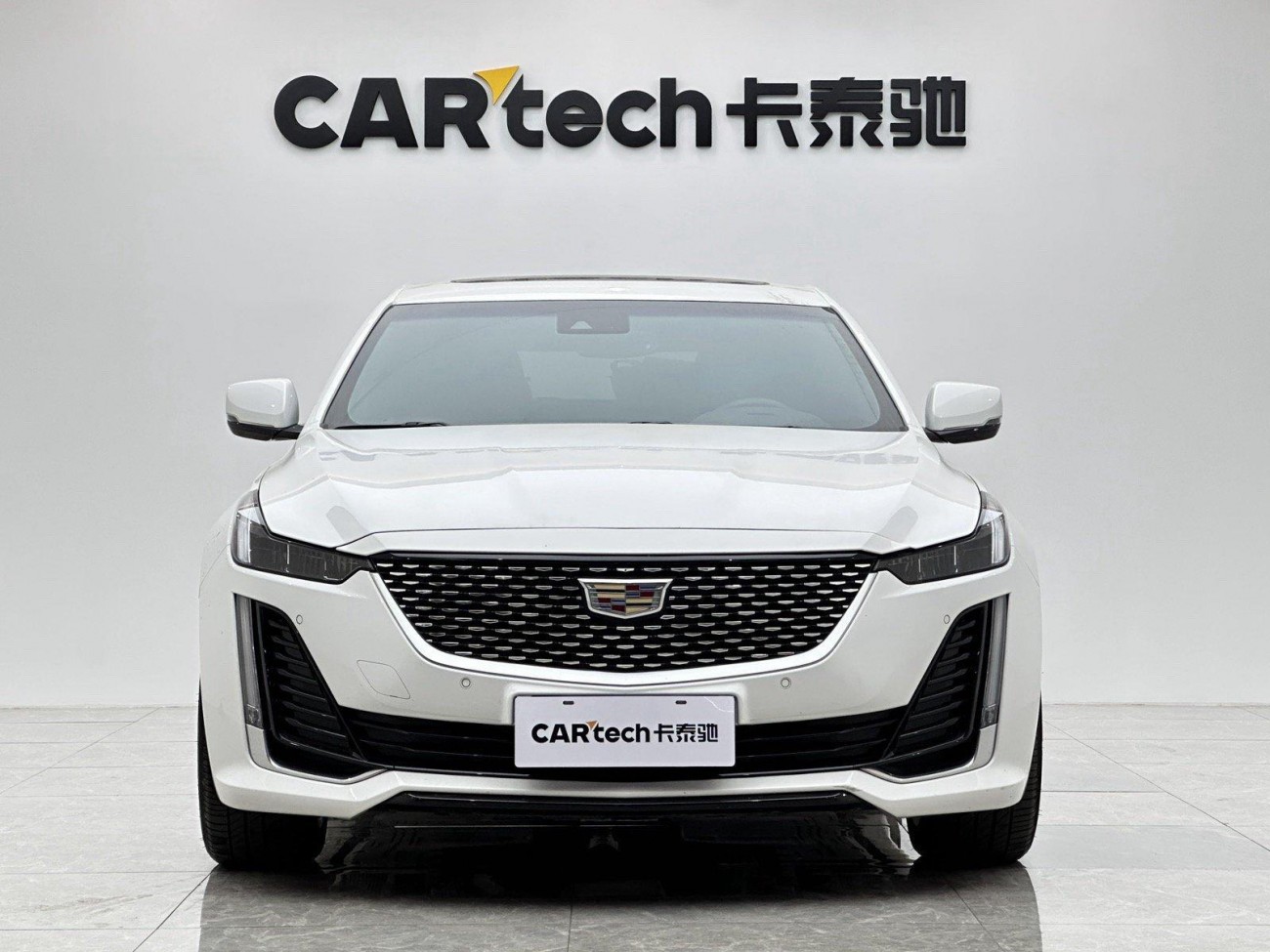 Cadillac CT5 2024