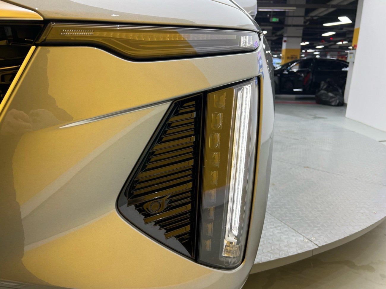 Cadillac CT6 2025
