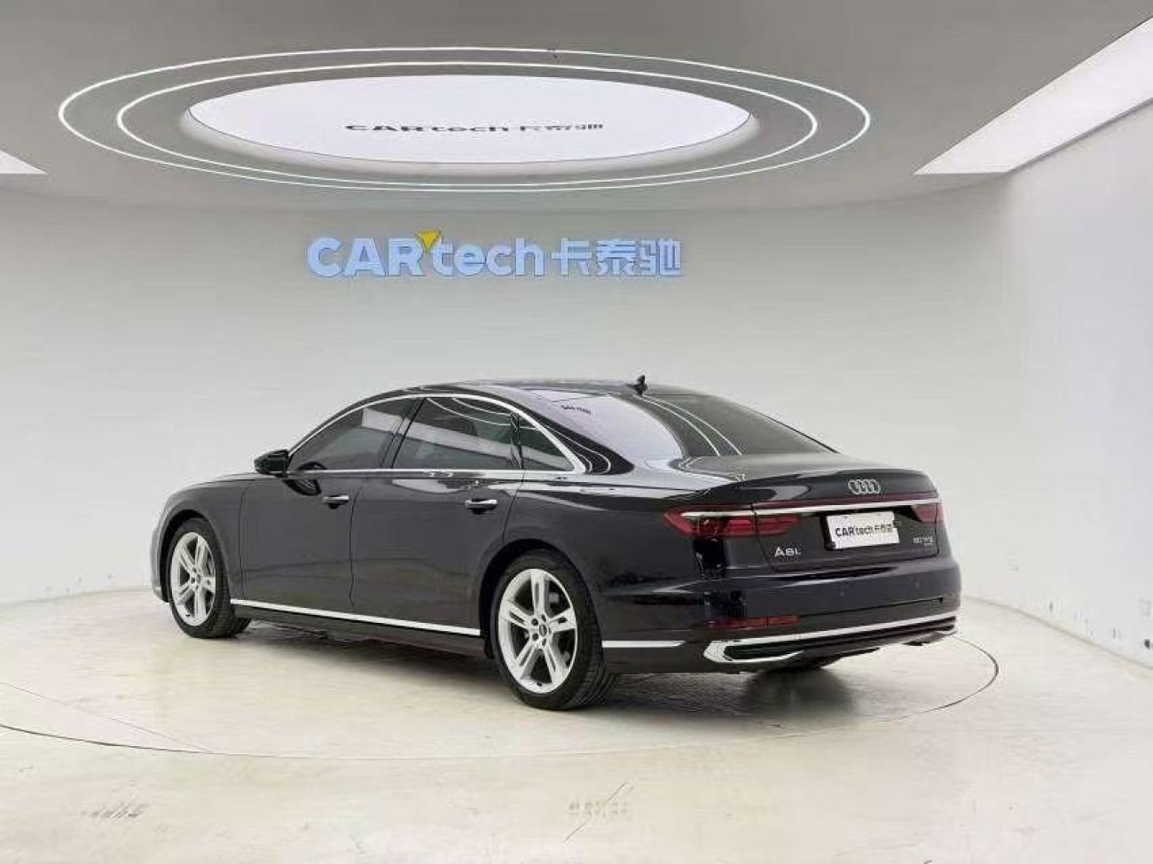 Audi A8L 50 TFSI 2022