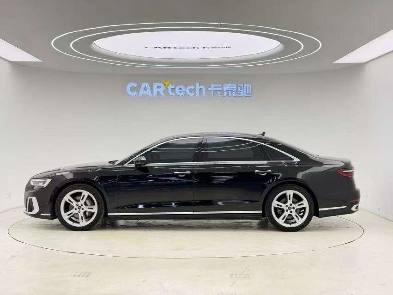 Audi A8L 50 TFSI 2022