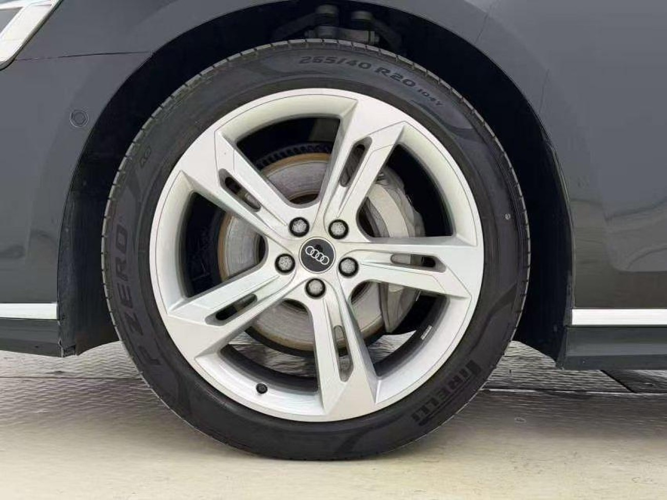 Audi A8L 50 TFSI 2022