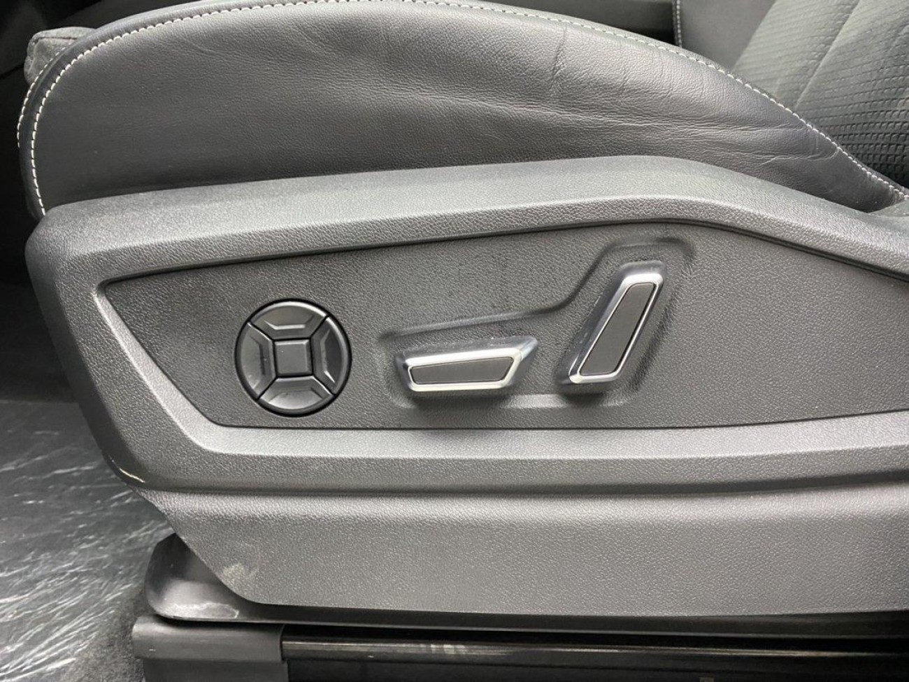 Audi Q6 45 TFSI 2023
