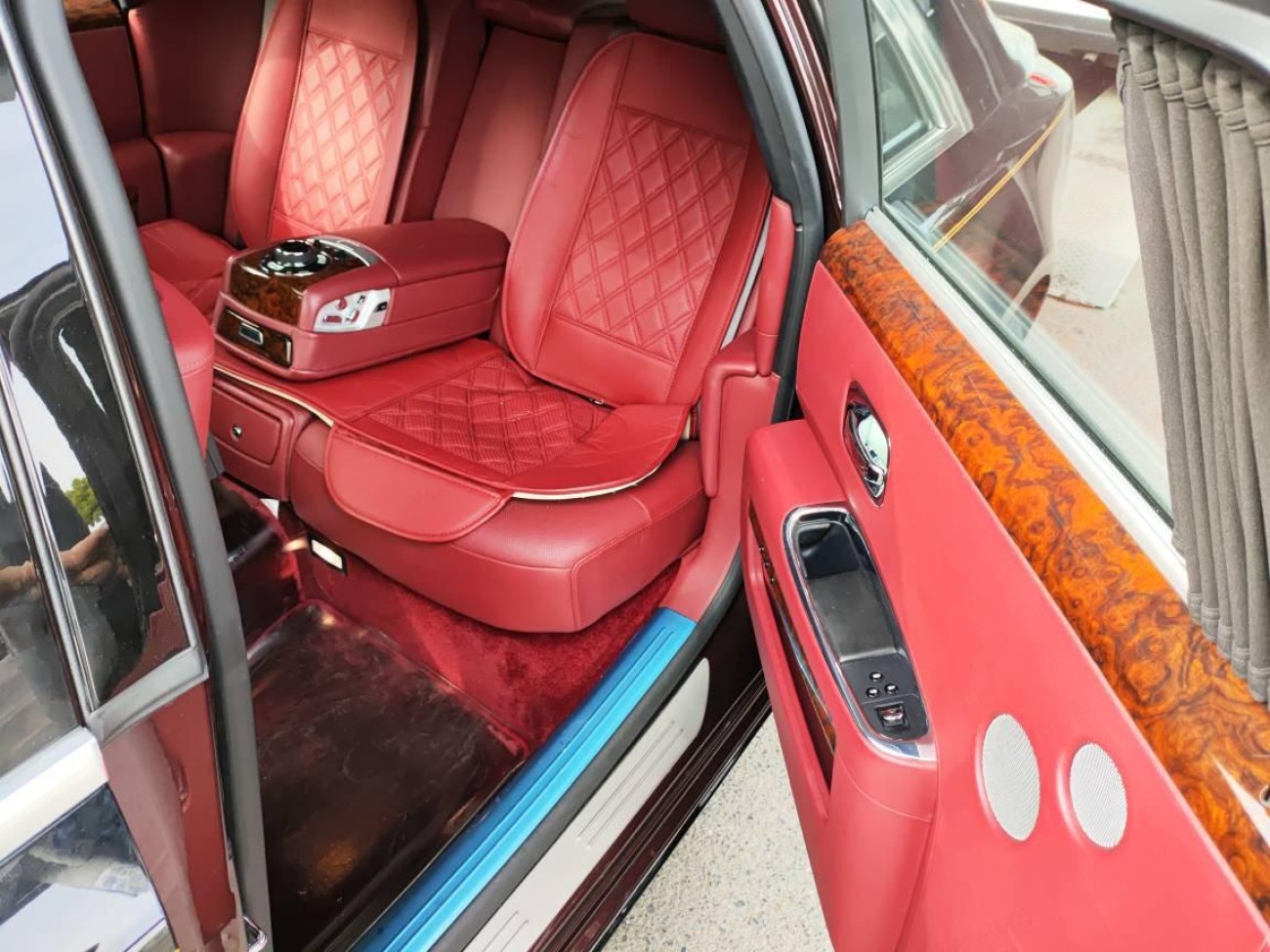 Rolls-Royce Ghost 2015