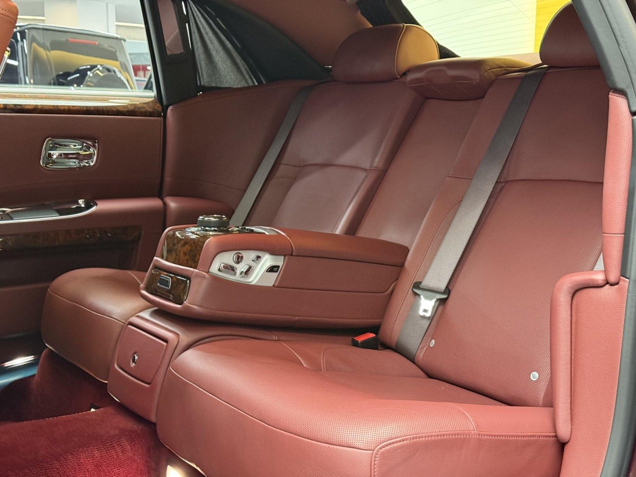 Rolls-Royce Ghost 2015