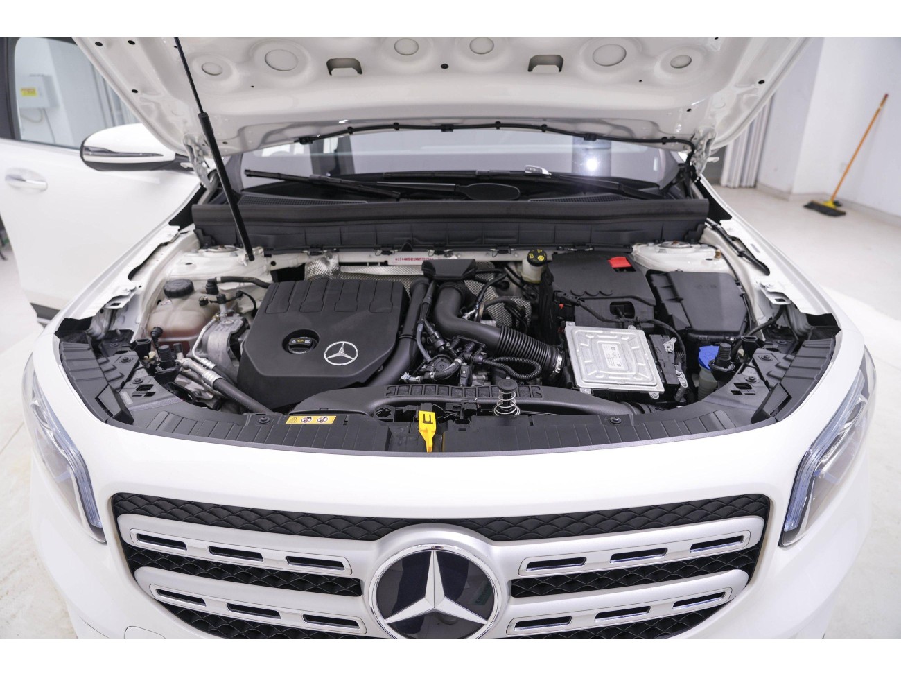 Mercedes-Benz GLB 2021