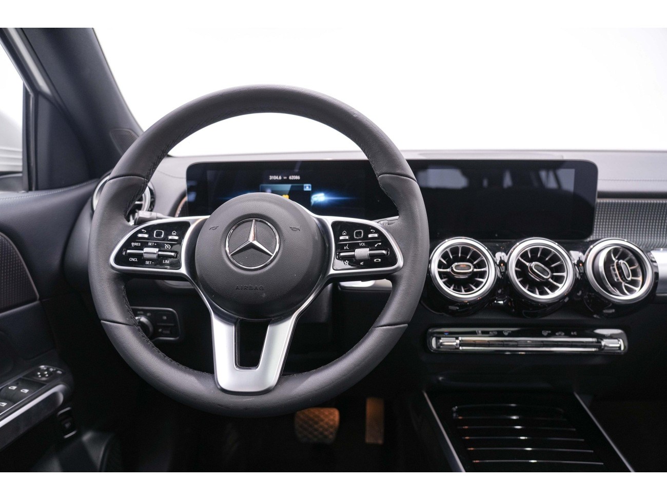 Mercedes-Benz GLB 2021